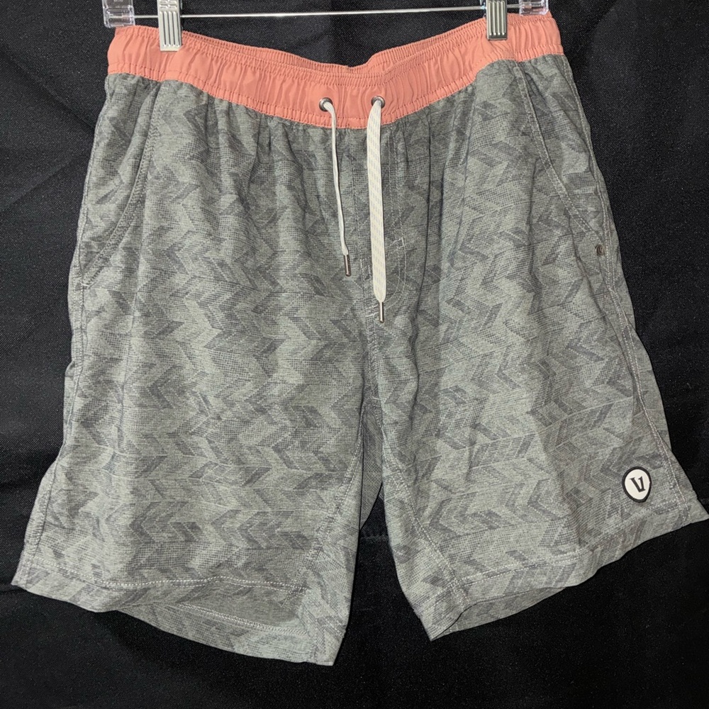Vuori Dark Gray & Light Gray, Medium  Shorts with Geometric Pattern